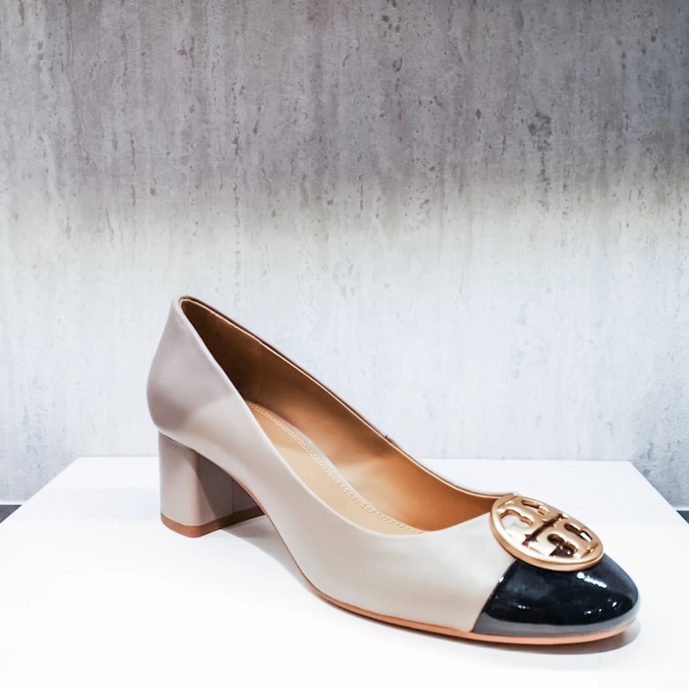Tory Burch Chelsea Cap Toe Pump